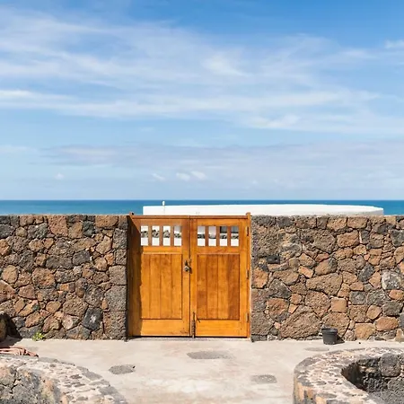 Taguluche Famara